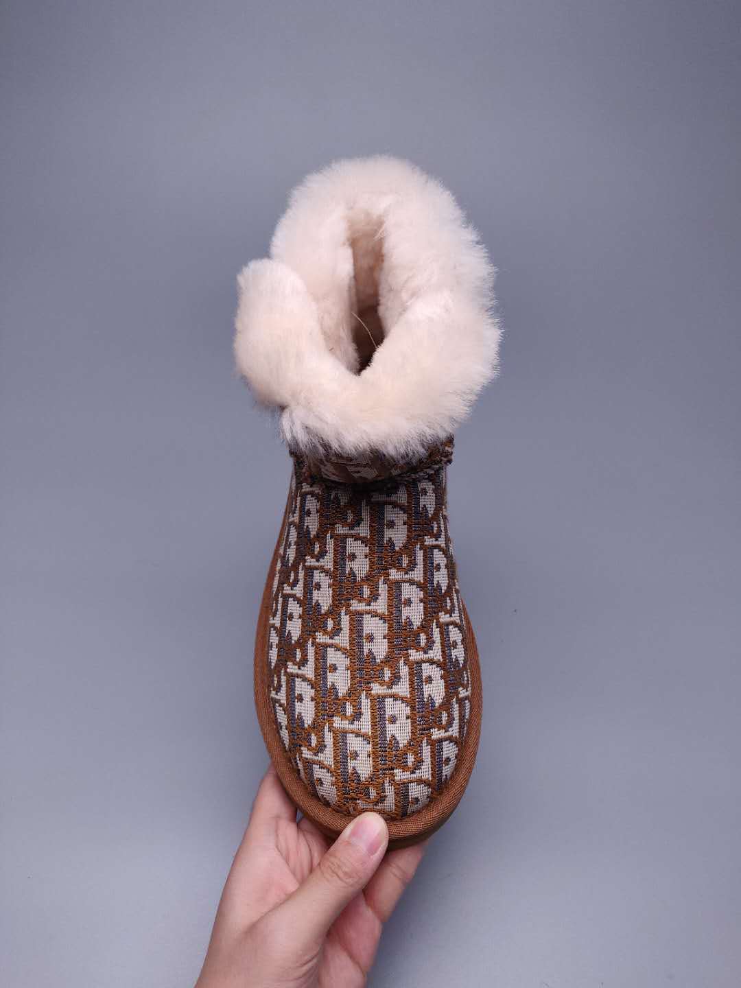 Chestnut Fabric-Pattern Shoes | Model 6554