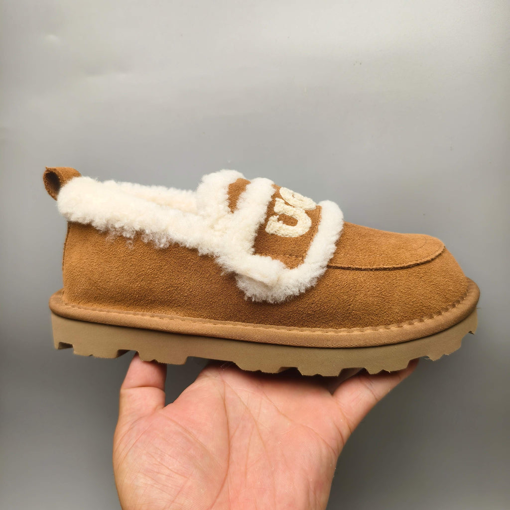 Chestnut Closed-Back Casual Shoes with Oversized Logo | Model 2939