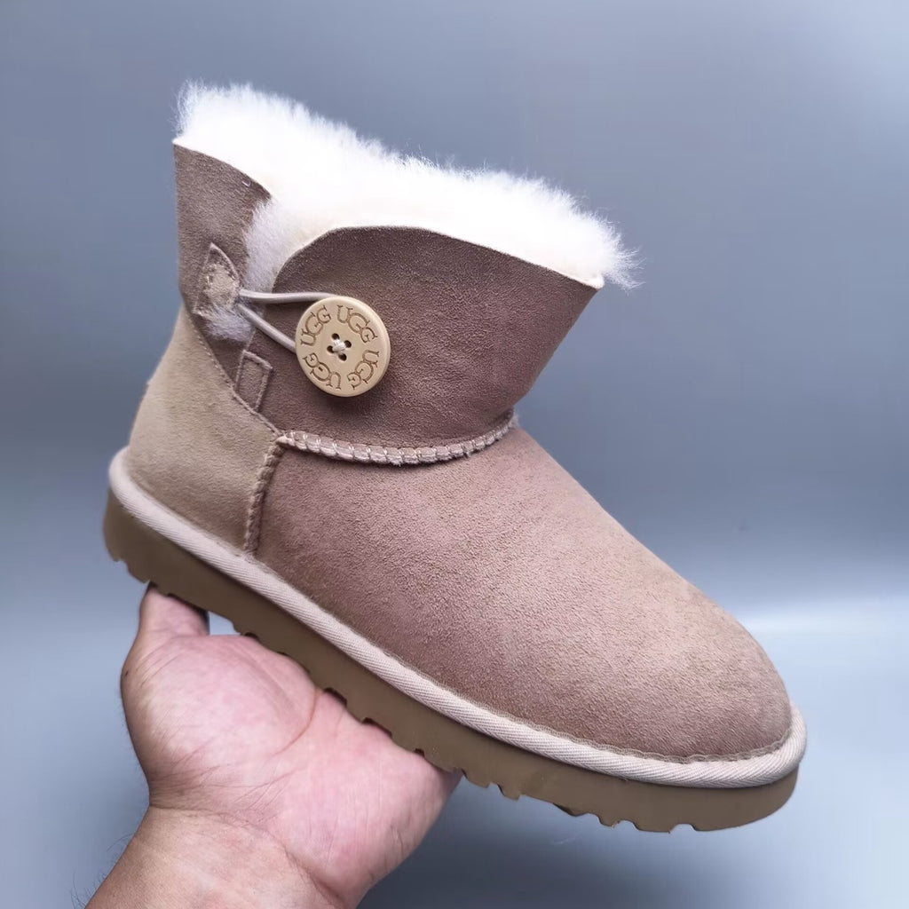 Sand Stain-Resistant Classic Boots | Model 6422