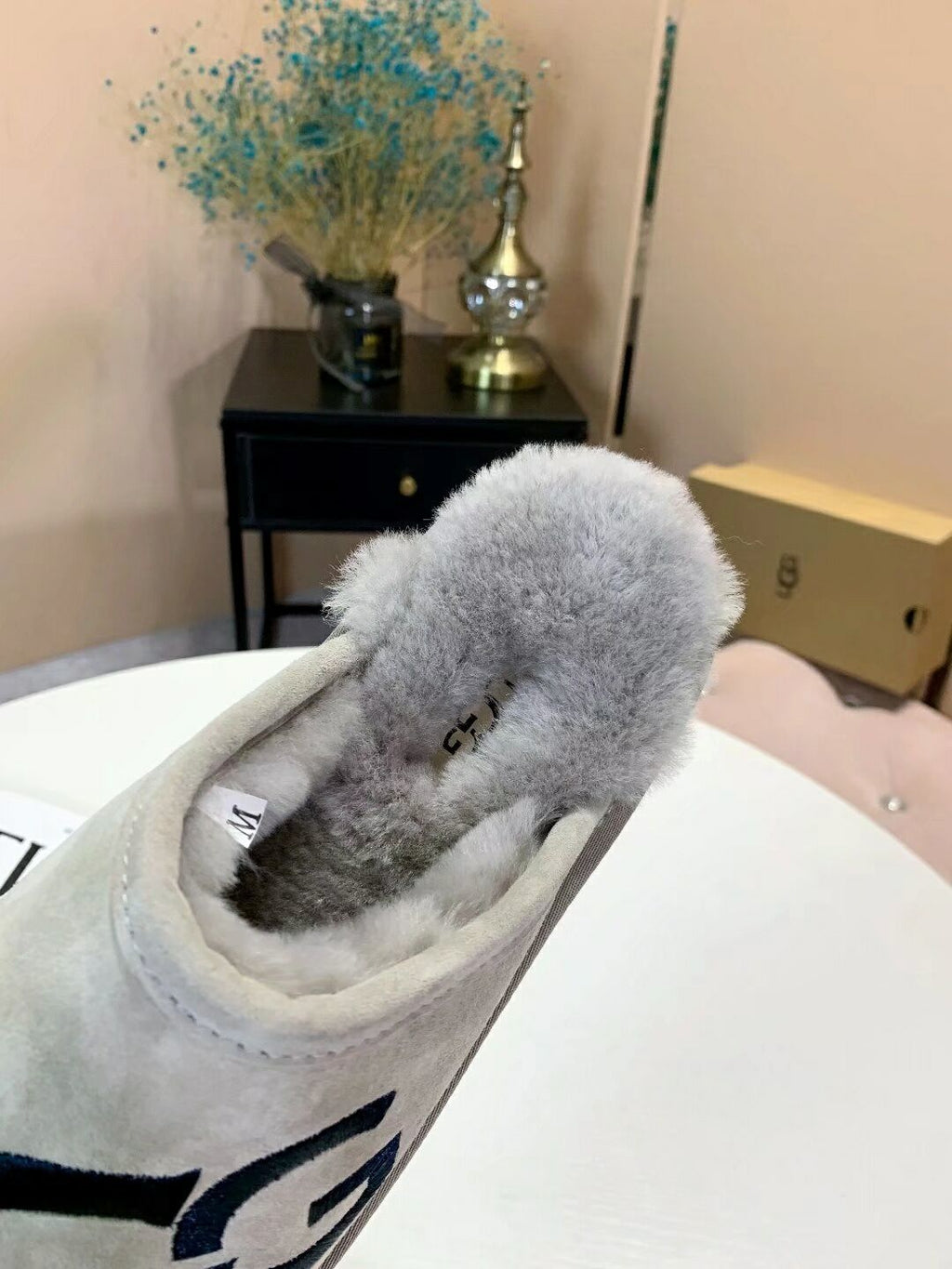 Gray G Indoor Slippers | Model 2593