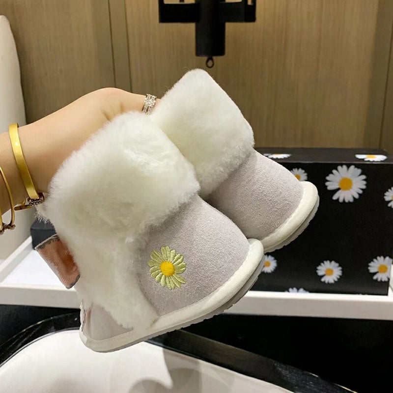 Milkshake White Daisy Chain & Ribbon Shoes | Model 7888