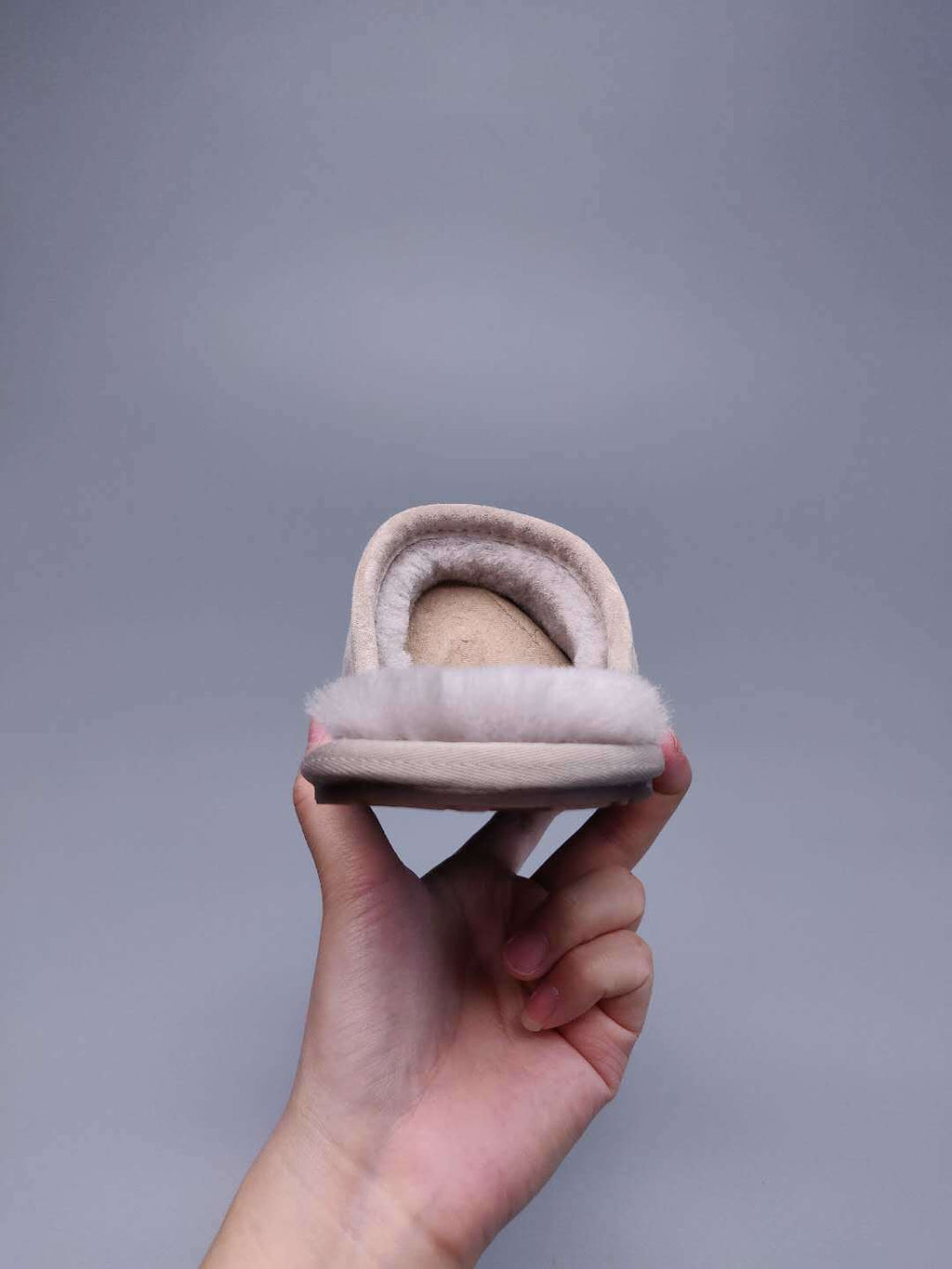 Gray G Indoor Slippers | Model 2593