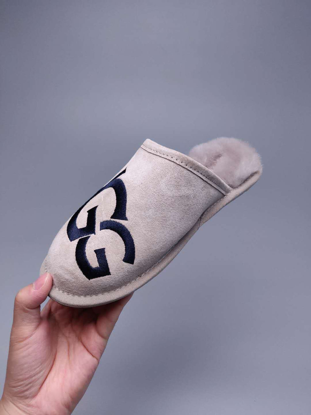 Gray G Indoor Slippers | Model 2593