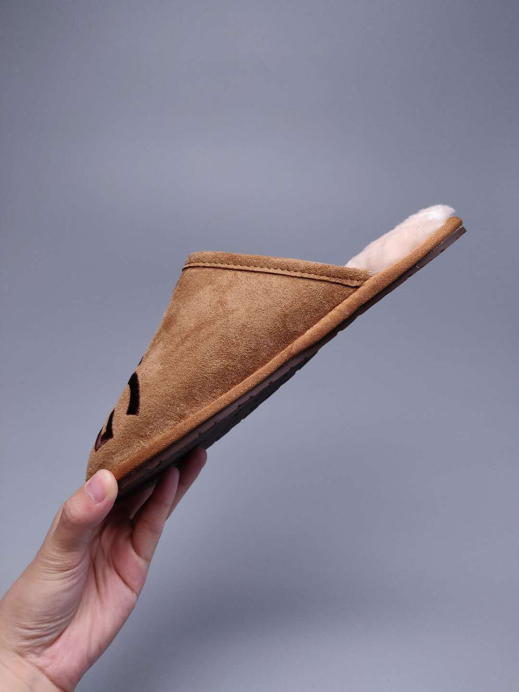 Chestnut G Indoor Slippers | Model 2593