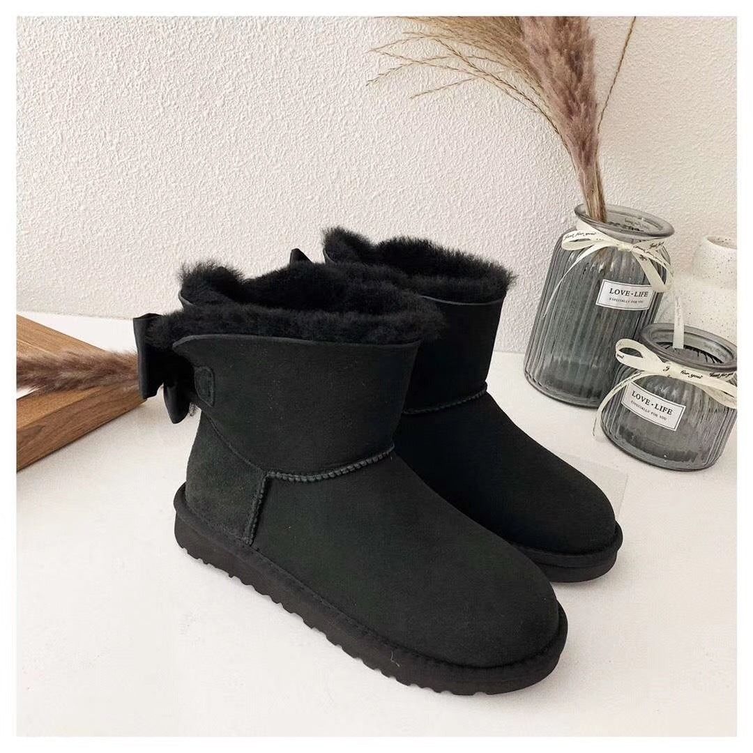 Black Bow-Detail Ankle Boots | Model 3130