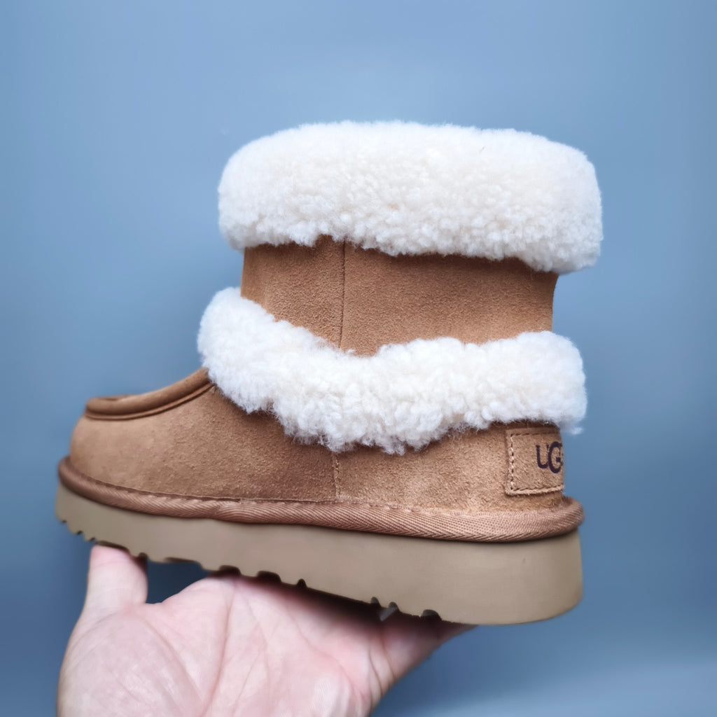 Chestnut Curly-Texture Mid-Height Boots with Oversized Logo | Model 5410