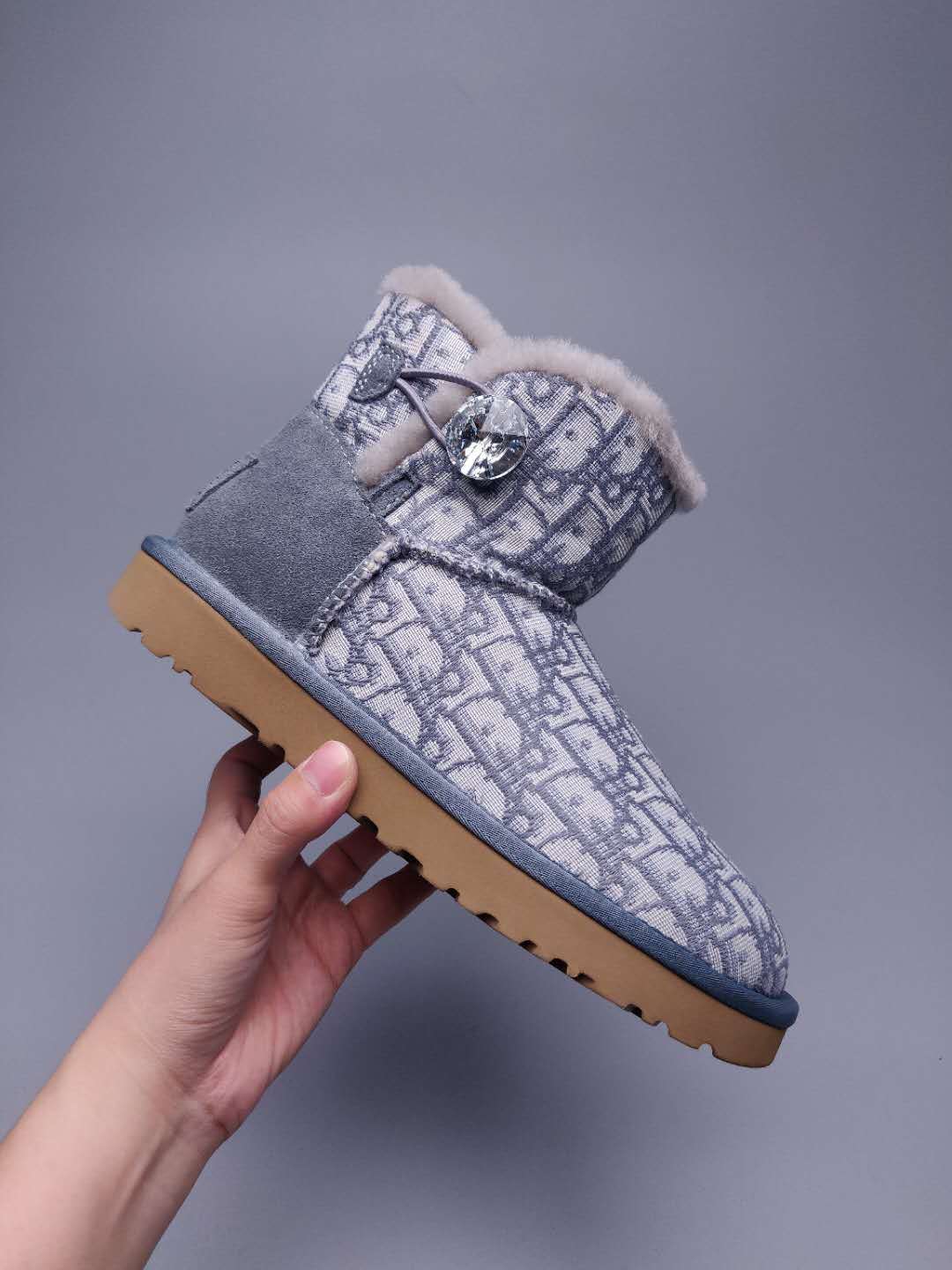 Gray Fabric-Pattern Shoes | Model 6554