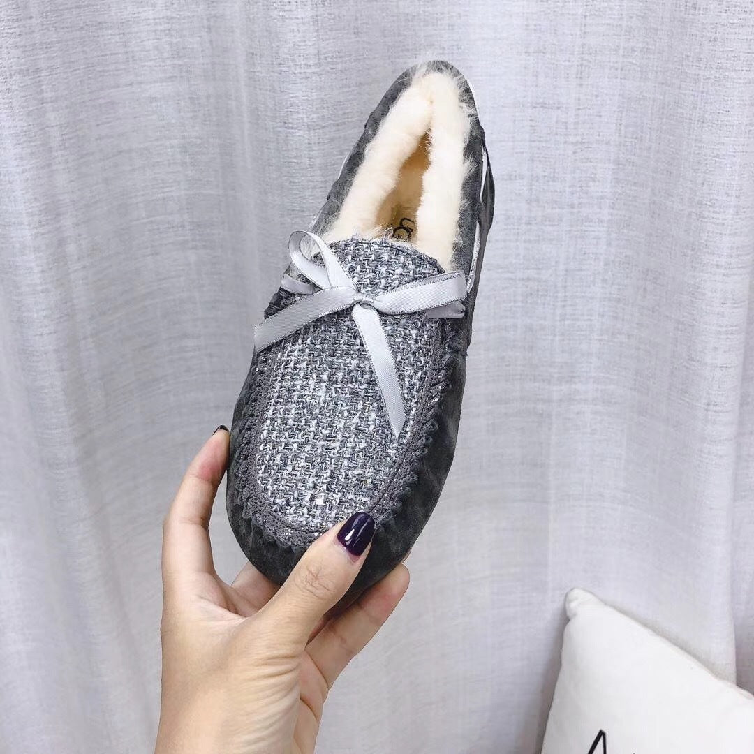 Gray Chic Moccasin-Style Shoes | Model 5623