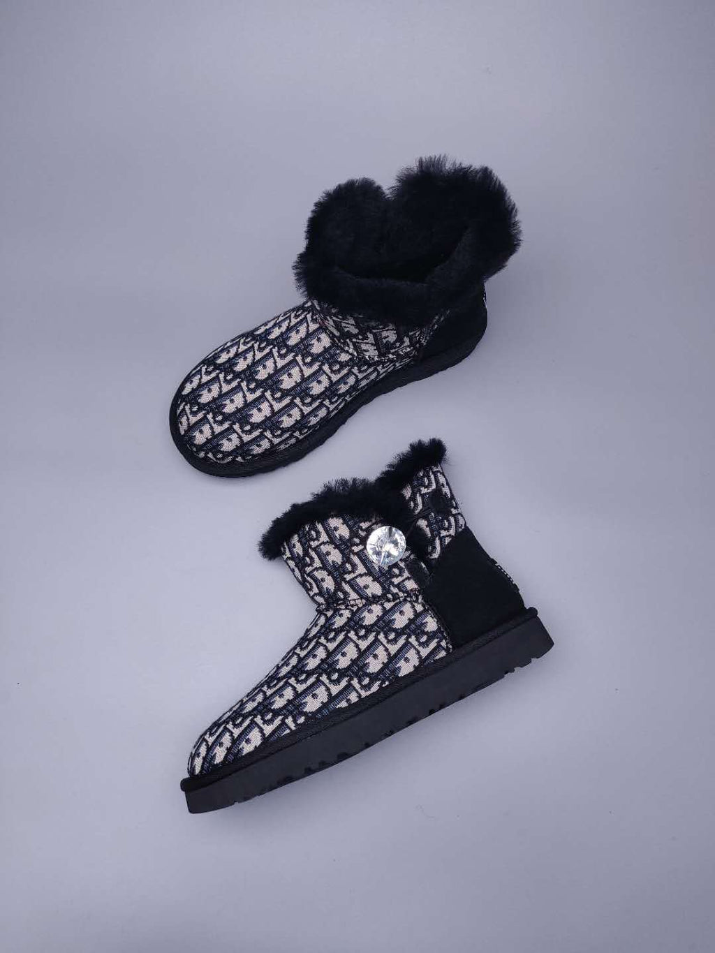 Black Fabric-Pattern Shoes | Model 6554