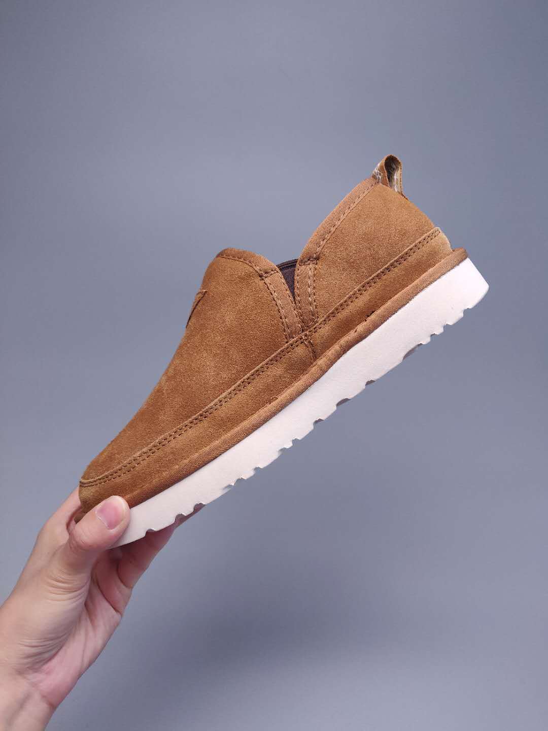 Men's Chestnut Brown Low-Top Slip-On Casual Shoes | Model 3455