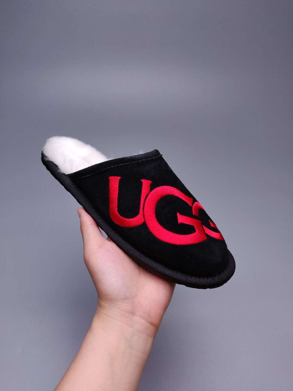 Black G Indoor Slippers | Model 2593