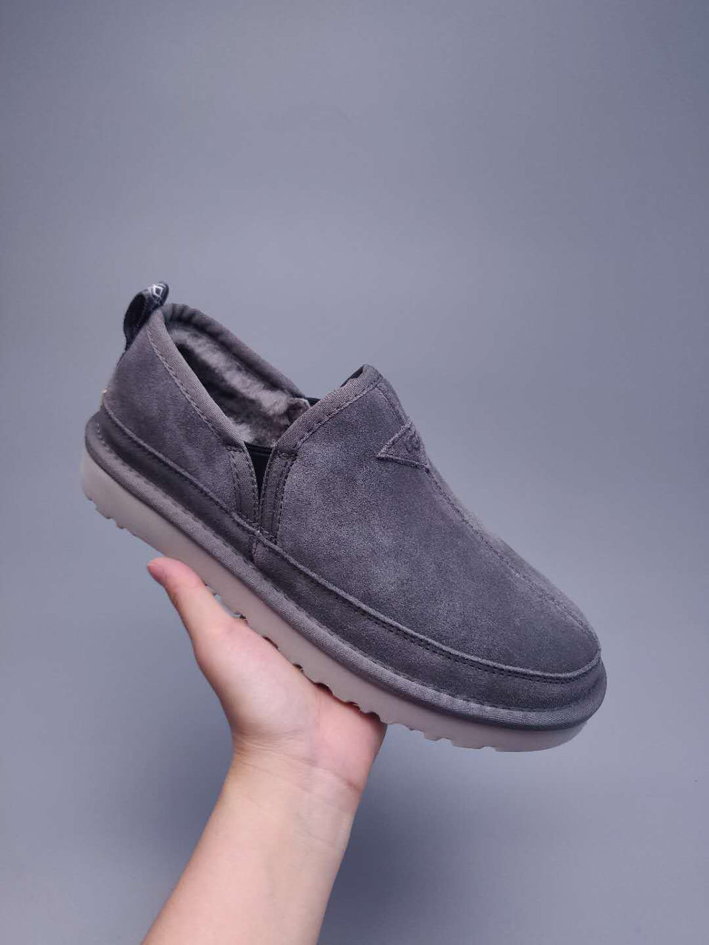 Men's Gray Low-Top Slip-On Casual Shoes | Model 3455