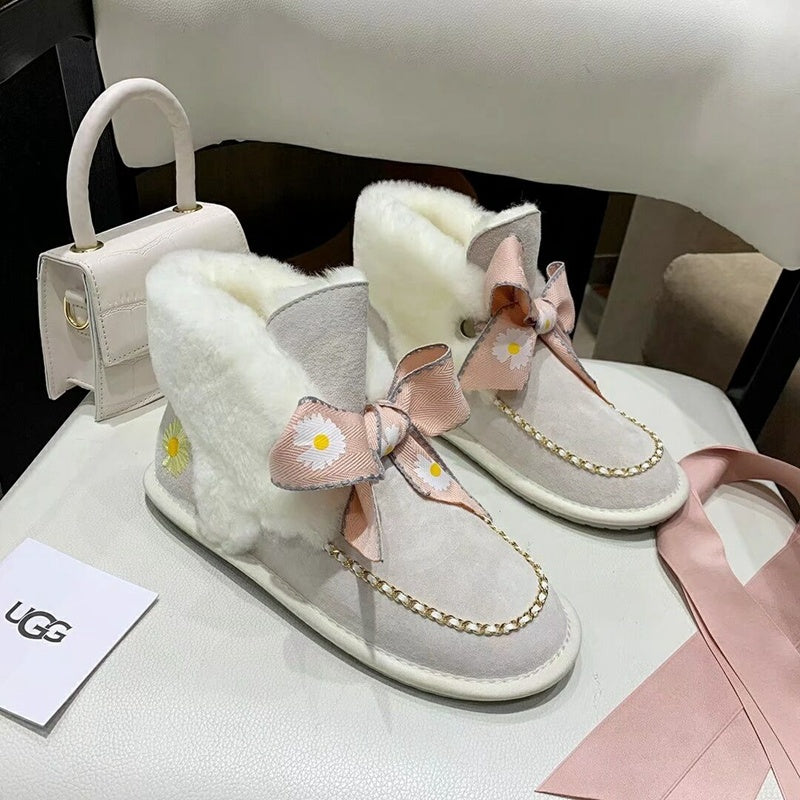 Milkshake White Daisy Chain & Ribbon Shoes | Model 7888