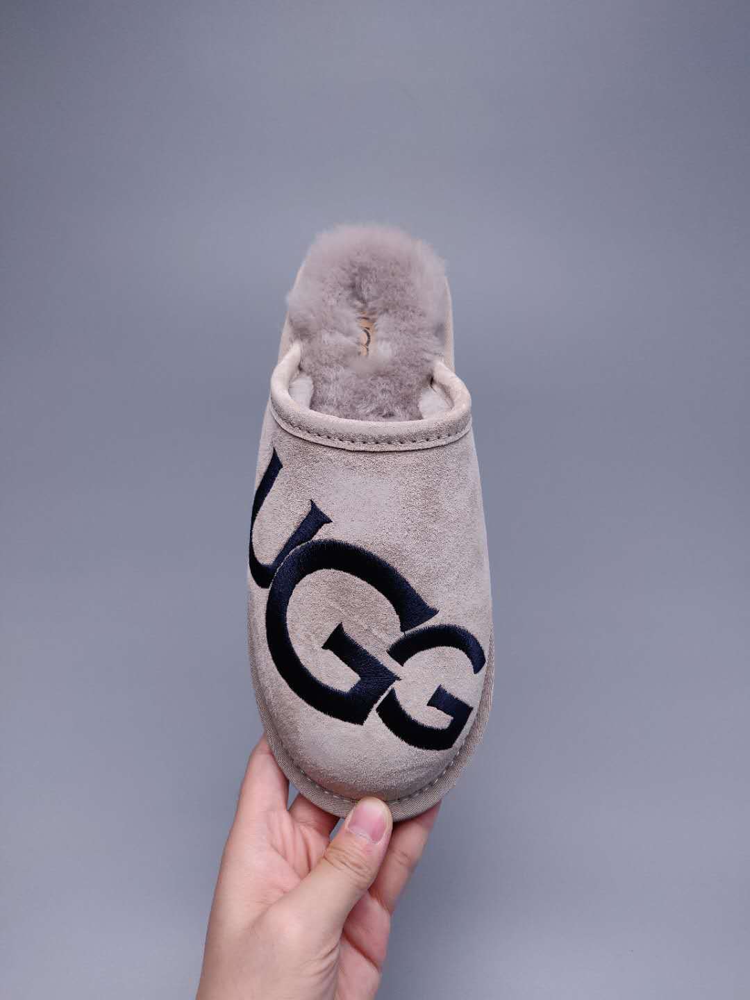 Gray G Indoor Slippers | Model 2593