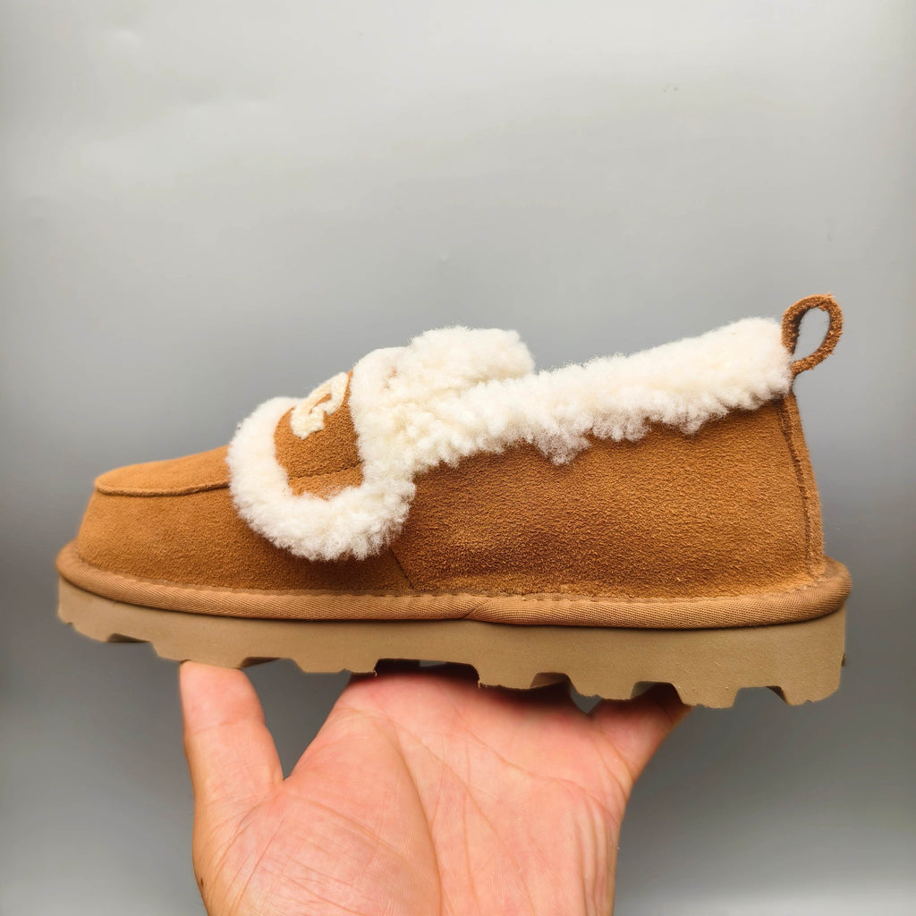 Chestnut Closed-Back Casual Shoes with Oversized Logo | Model 2939