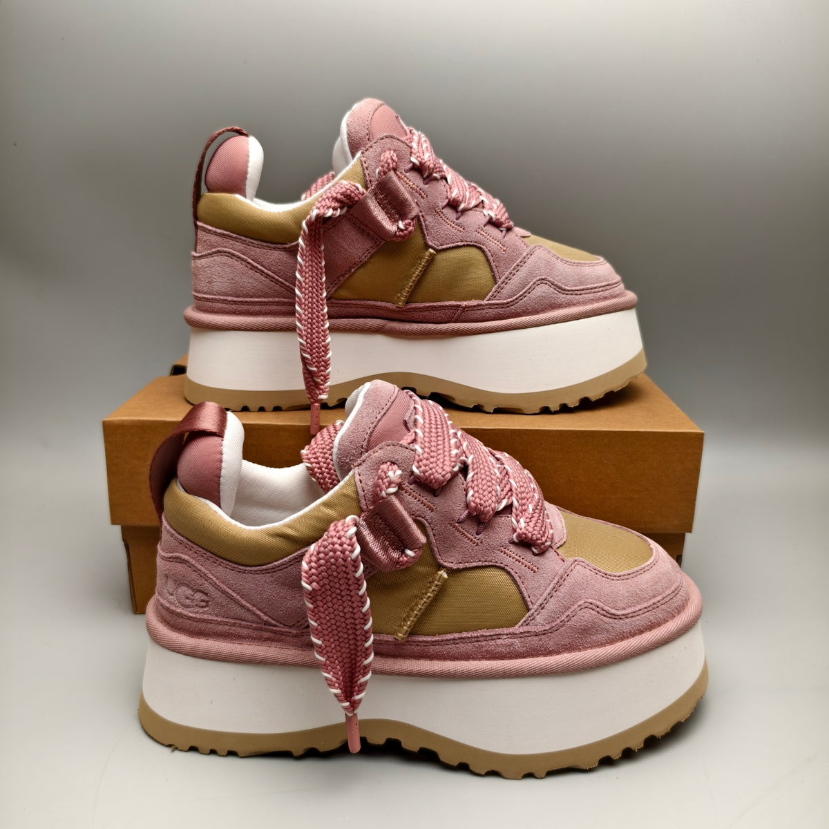 Pink Chunky Platform Lace-Up Dad Sneakers – Model 1541