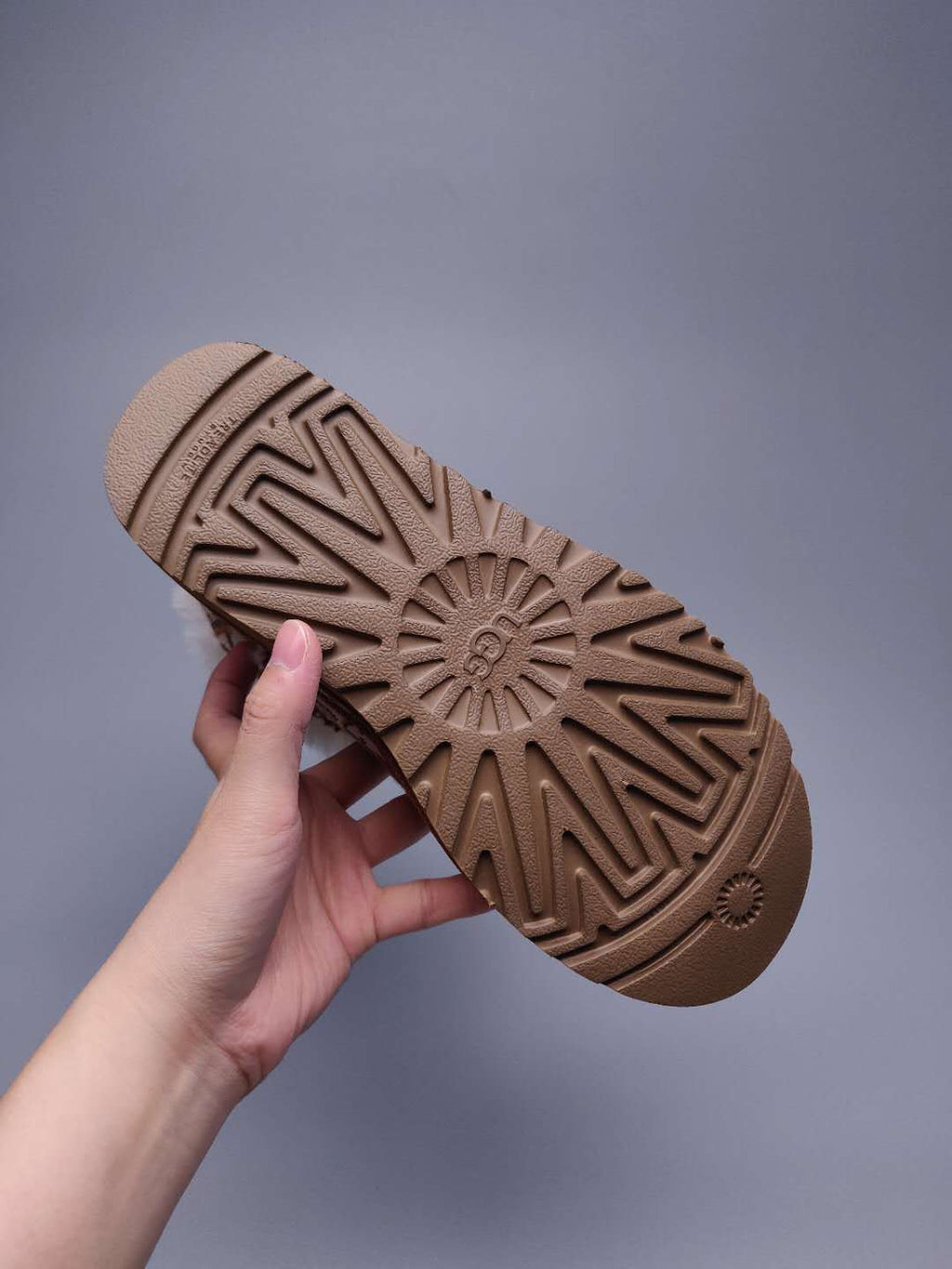 Chestnut Fabric-Pattern Shoes | Model 6554