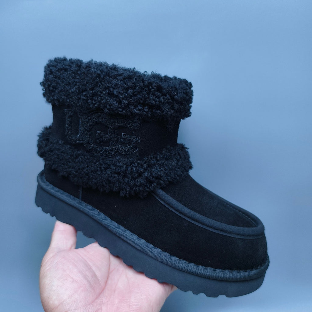 Black Curly-Texture Mid-Height Boots with Oversized Logo | Model 5410