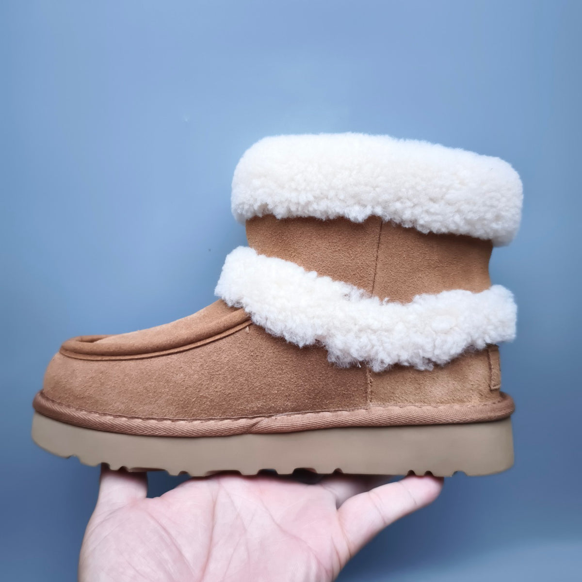 Chestnut Curly-Texture Mid-Height Boots with Oversized Logo | Model 5410