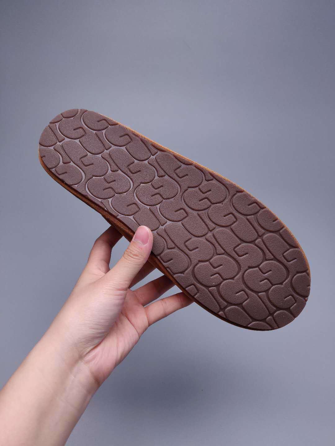 Chestnut G Indoor Slippers | Model 2593
