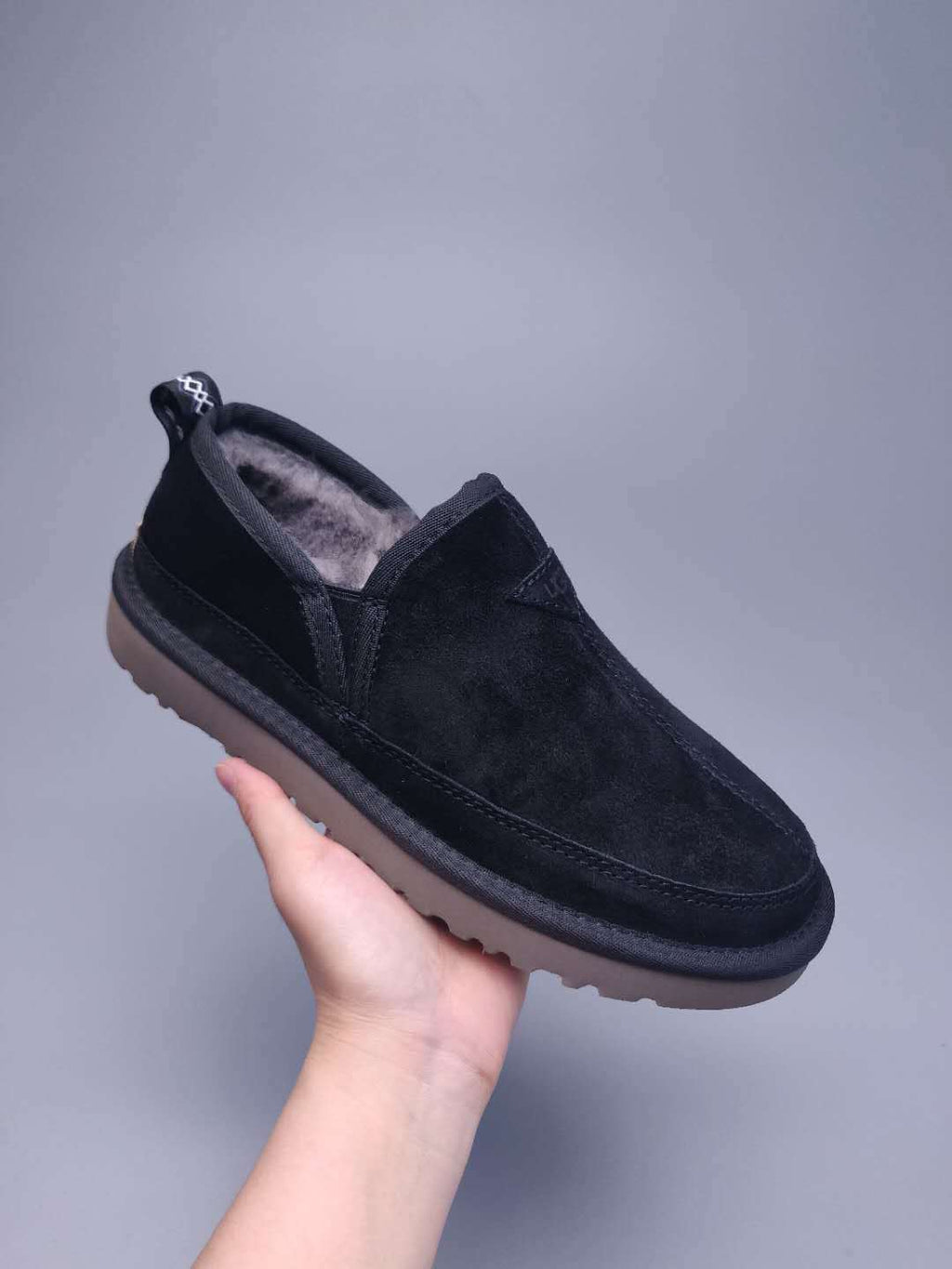 Men's Black Low-Top Slip-On Casual Shoes | Model 3455