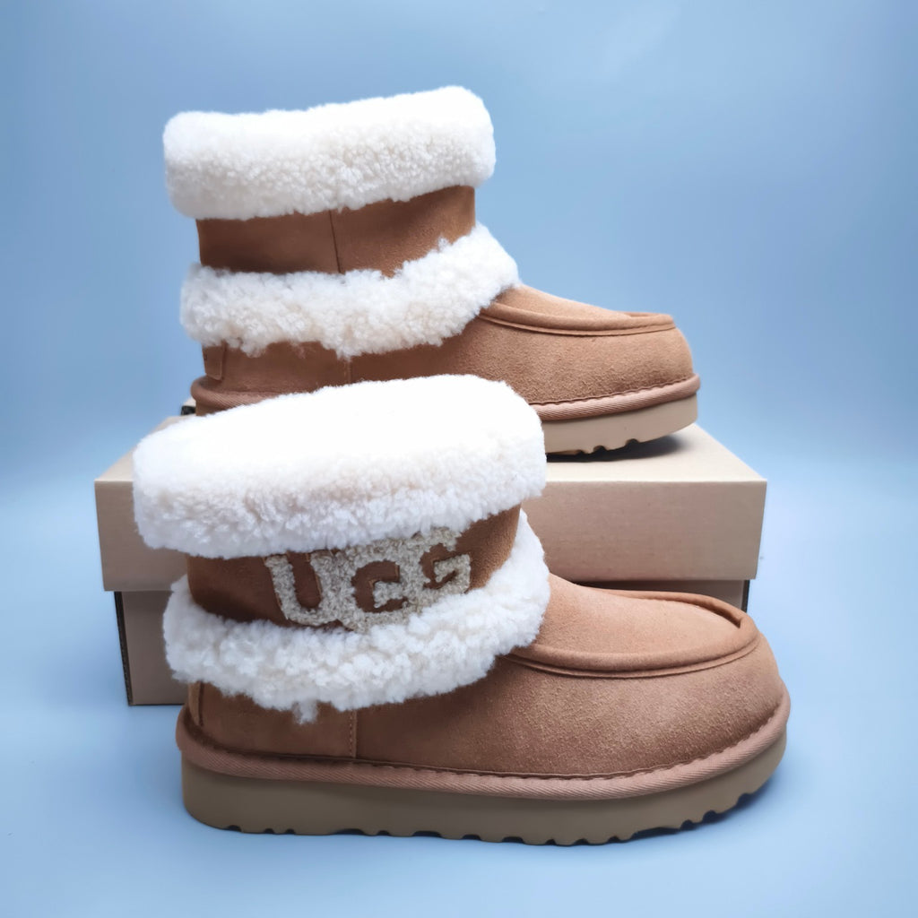 Chestnut Curly-Texture Mid-Height Boots with Oversized Logo | Model 5410