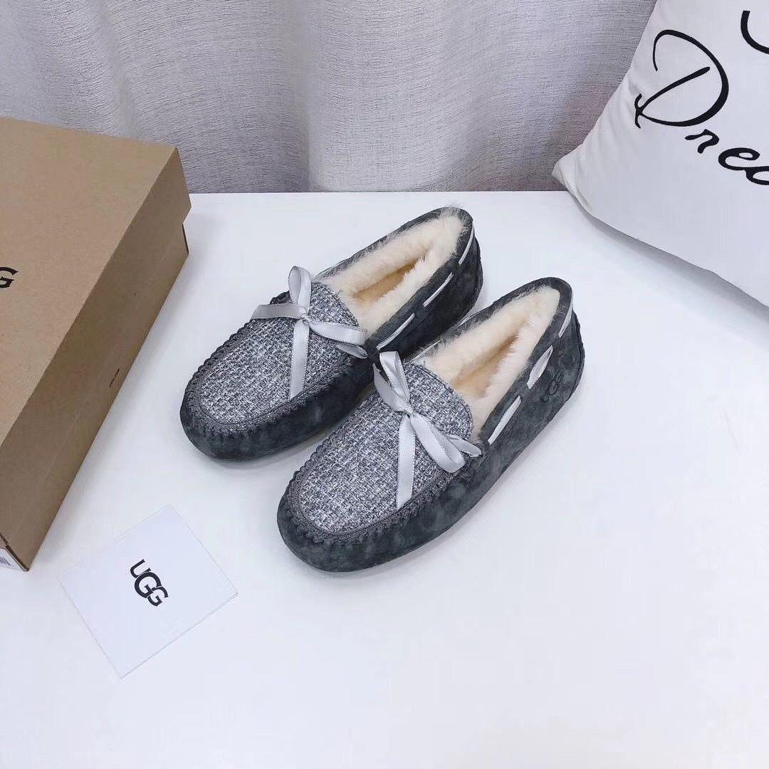 Gray Chic Moccasin-Style Shoes | Model 5623