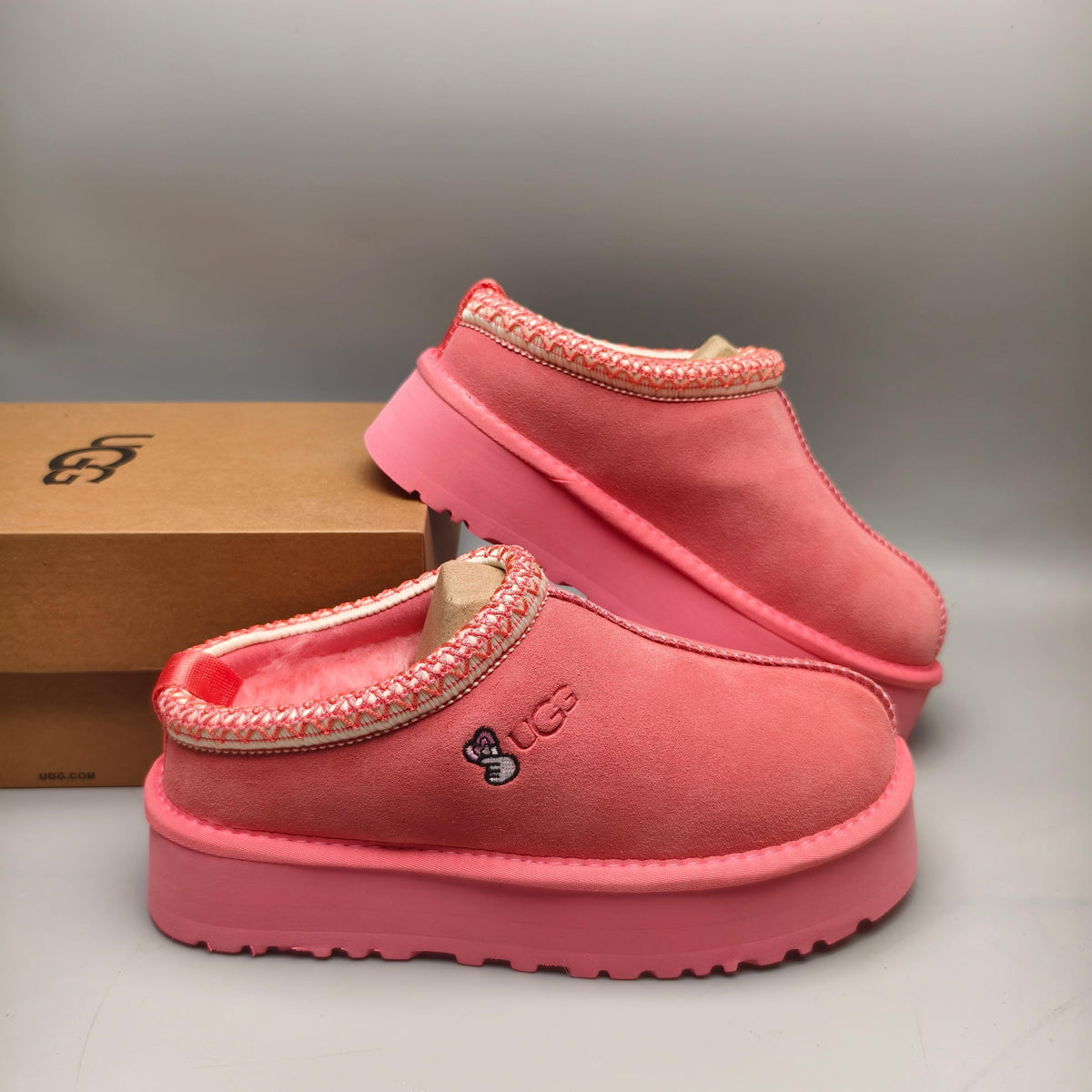 Fuchsia Ethnic-Inspired Platform Casual Shoes | 2553 / 2130