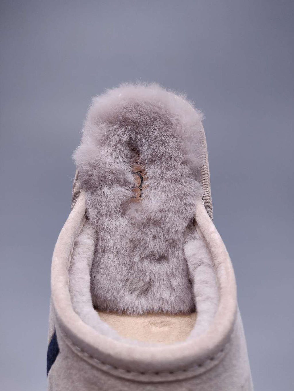 Gray G Indoor Slippers | Model 2593
