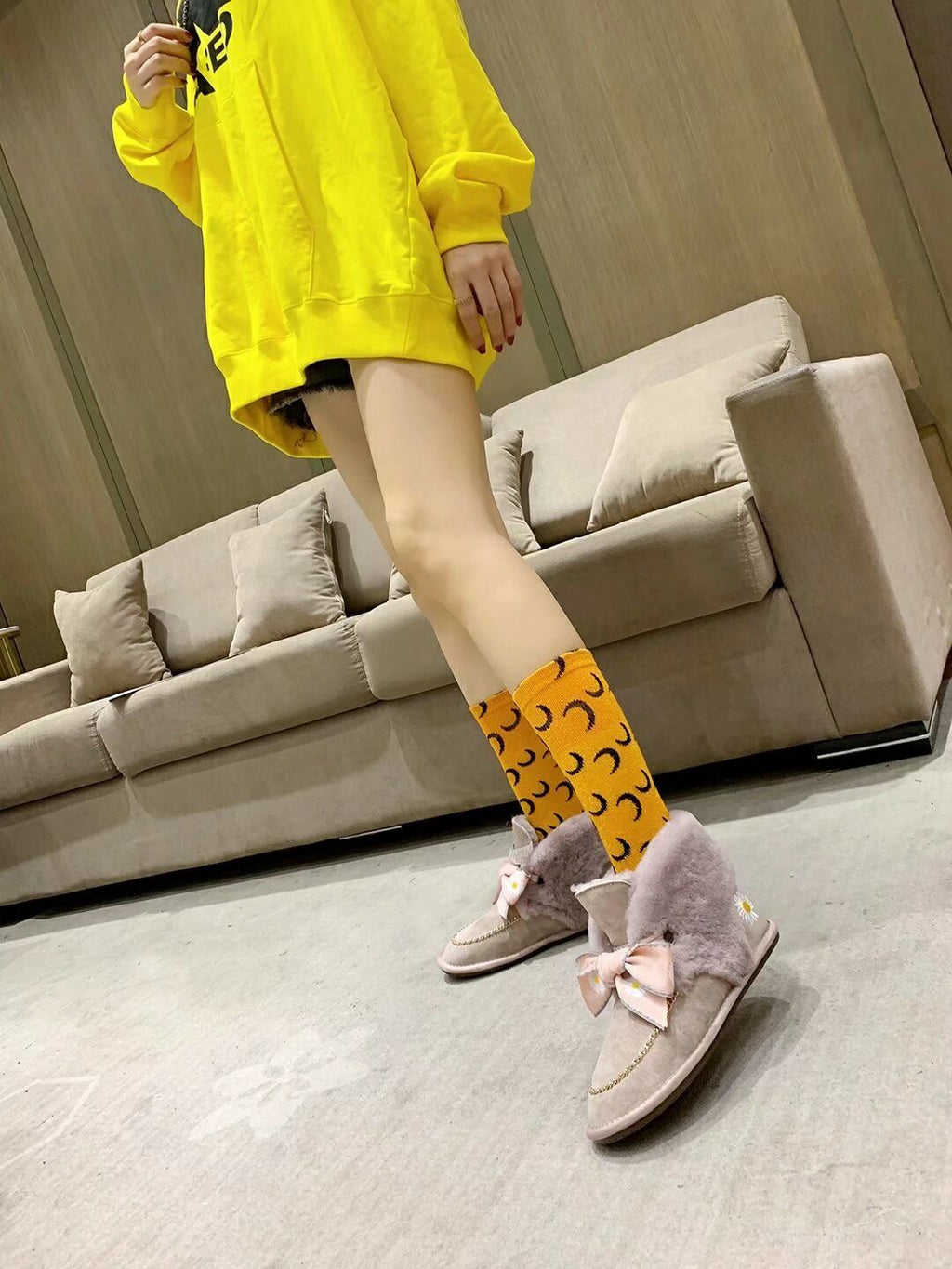 Dusty Pink Daisy Chain & Ribbon Shoes | Model 7888