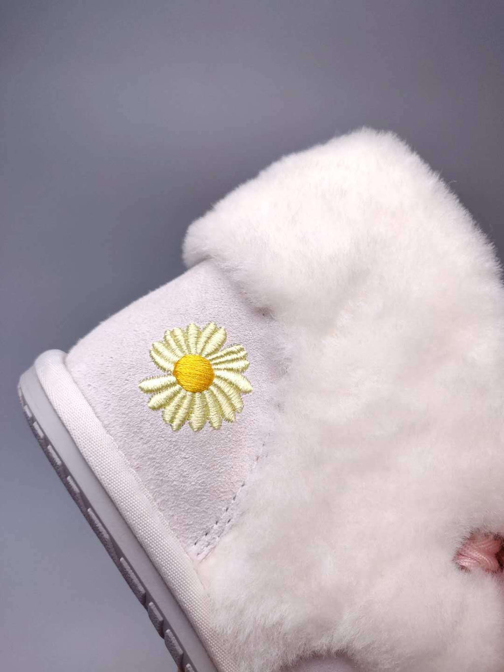 Milkshake White Daisy Chain & Ribbon Shoes | Model 7888