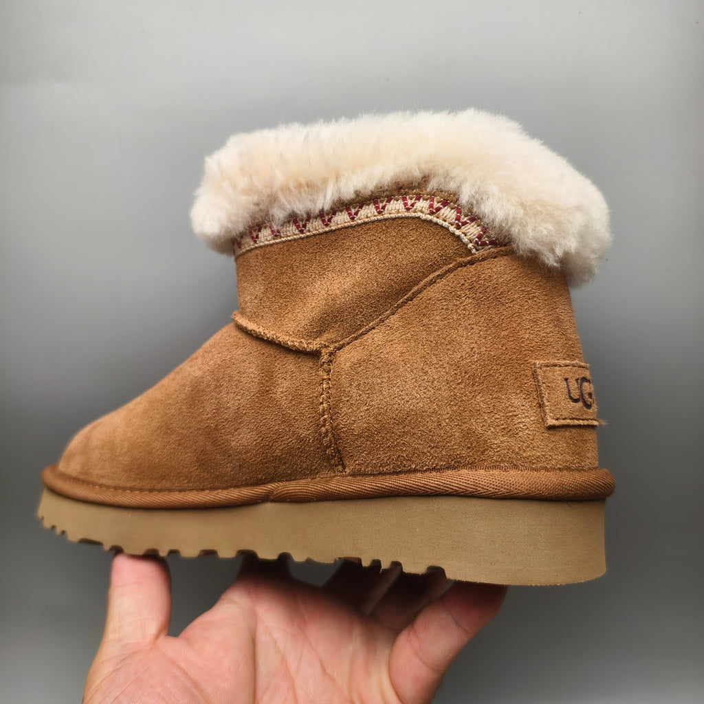 Chestnut Ethnic-Inspired Low-Top Casual Shoes | Model 4496