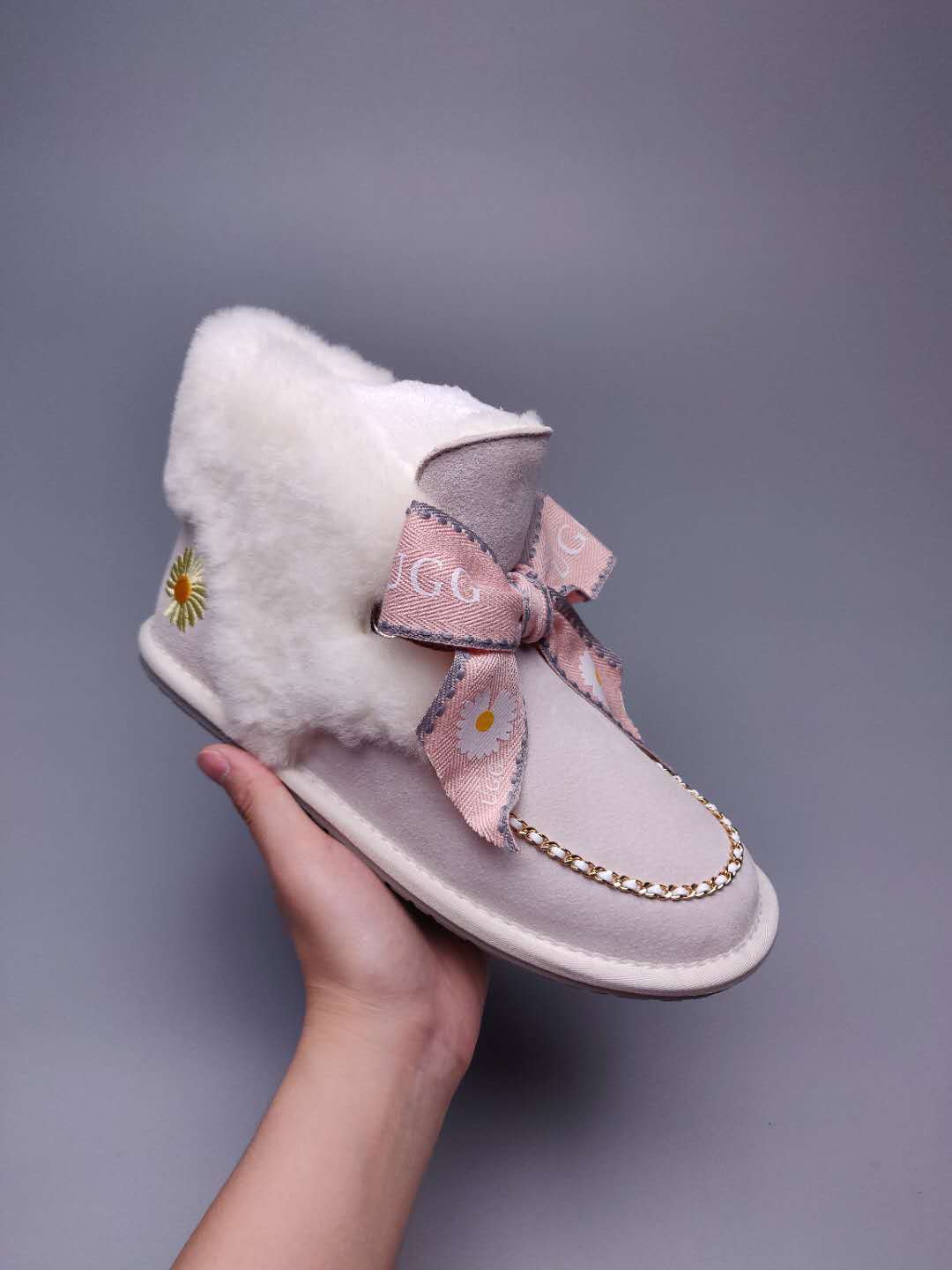 Milkshake White Daisy Chain & Ribbon Shoes | Model 7888