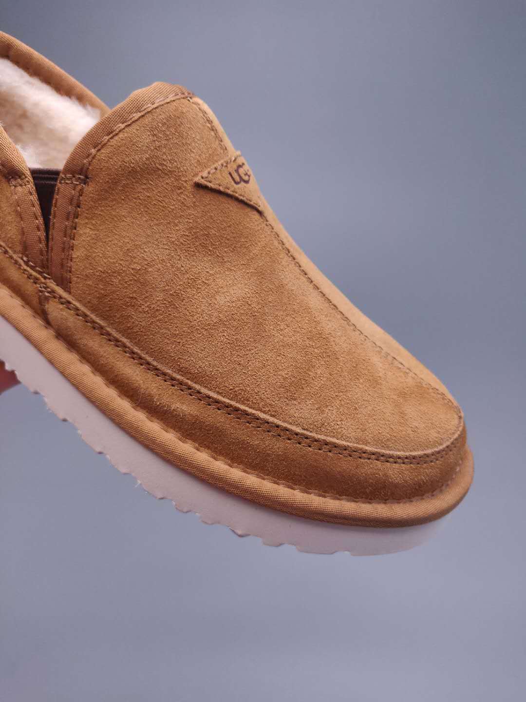 Men's Chestnut Brown Low-Top Slip-On Casual Shoes | Model 3455