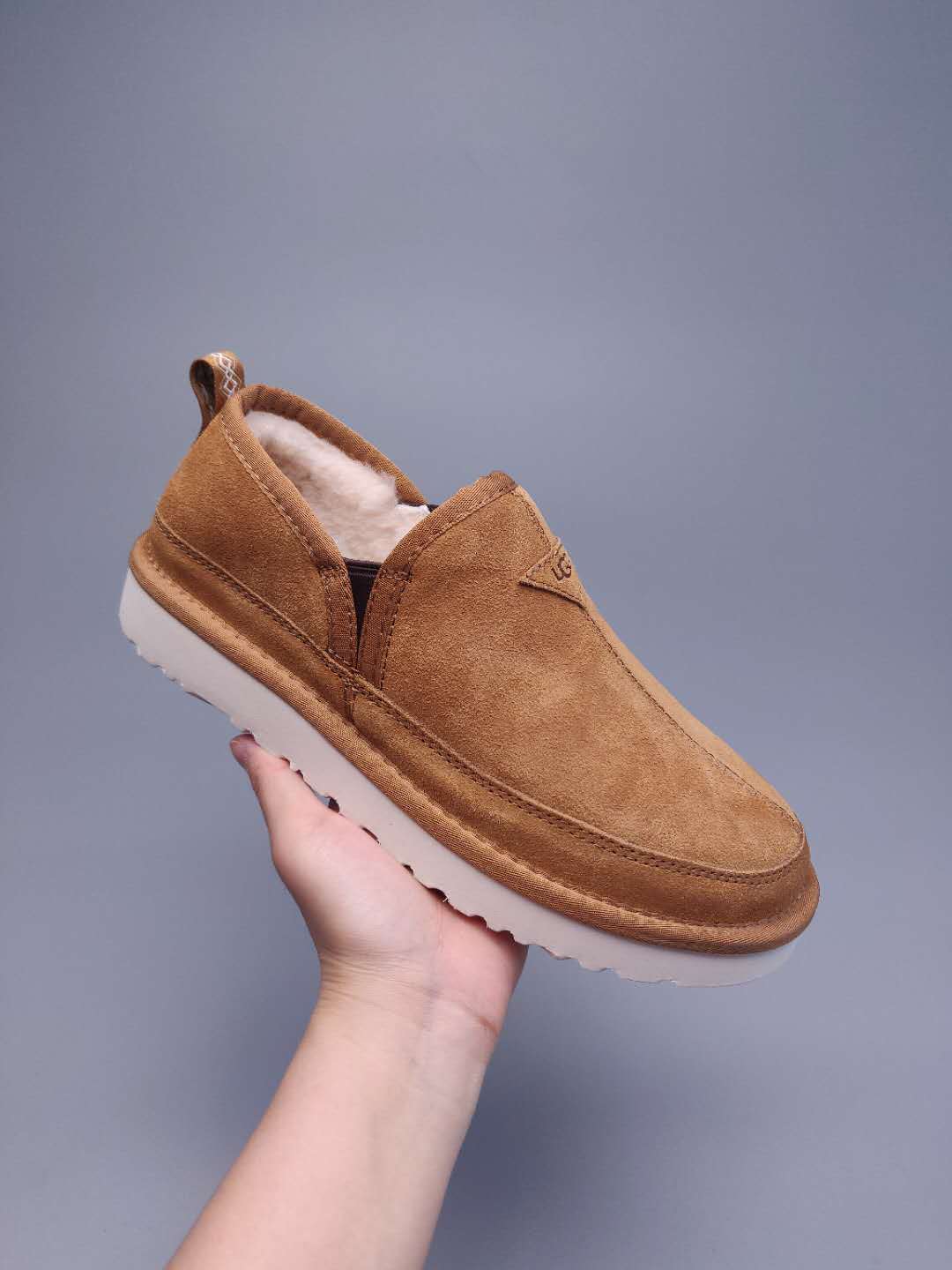 Men's Chestnut Brown Low-Top Slip-On Casual Shoes | Model 3455