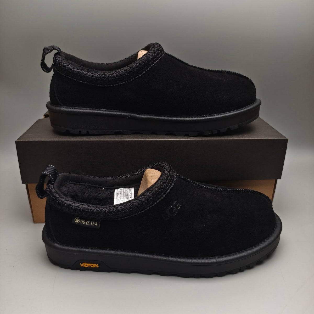 Black Unisex Folk-Inspired Casual Shoes – Model 1304