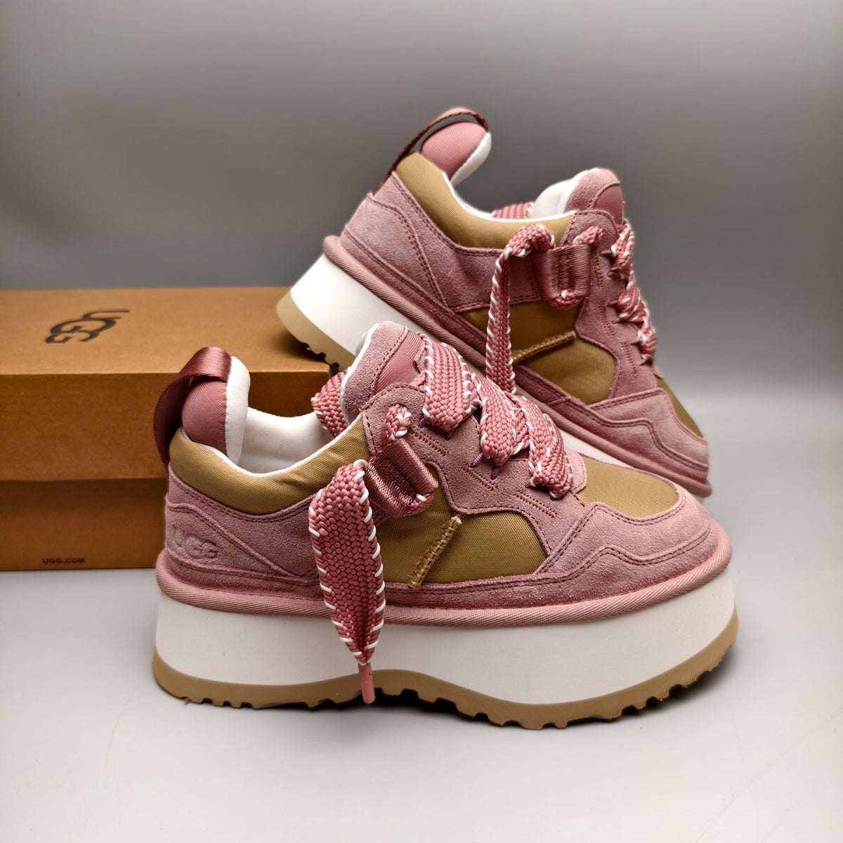 Pink Chunky Platform Lace-Up Dad Sneakers – Model 1541