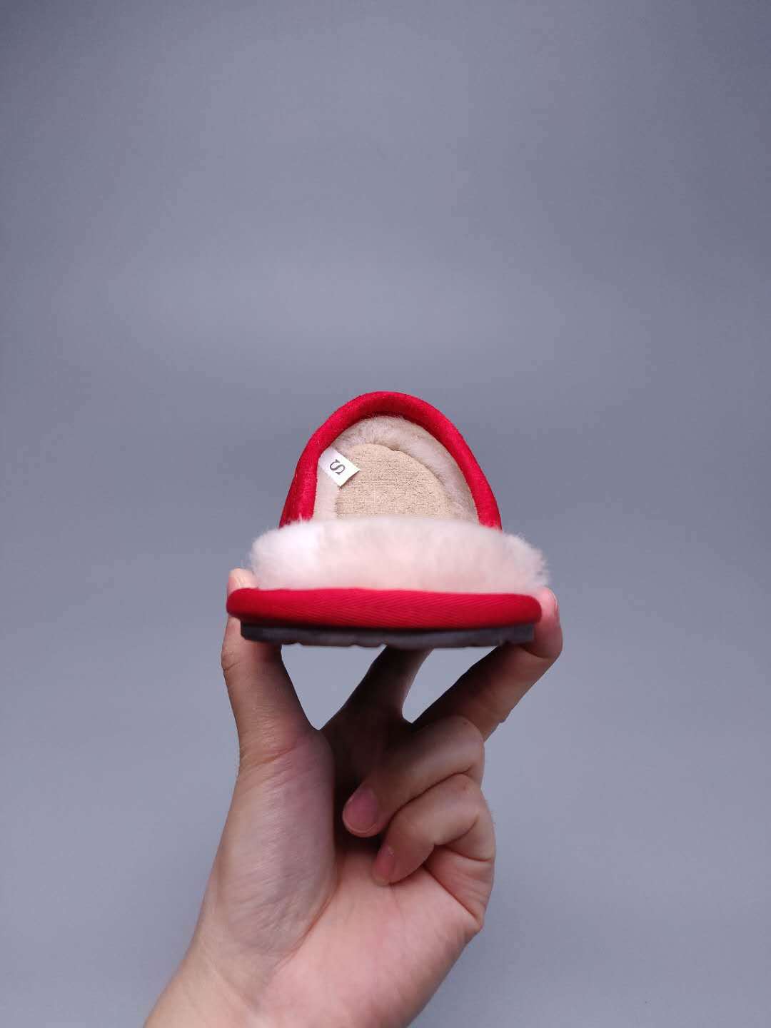 Bright Red G Indoor Slippers | Model 2593
