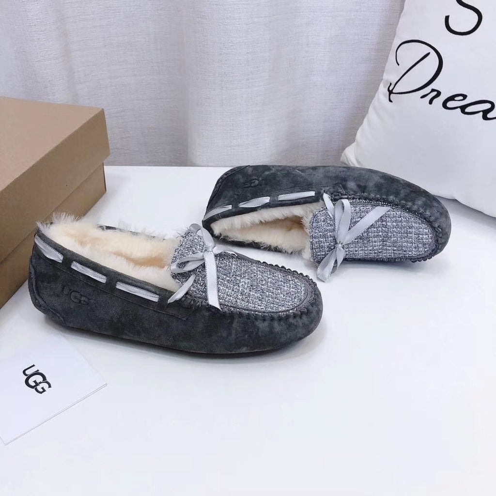 Gray Chic Moccasin-Style Shoes | Model 5623