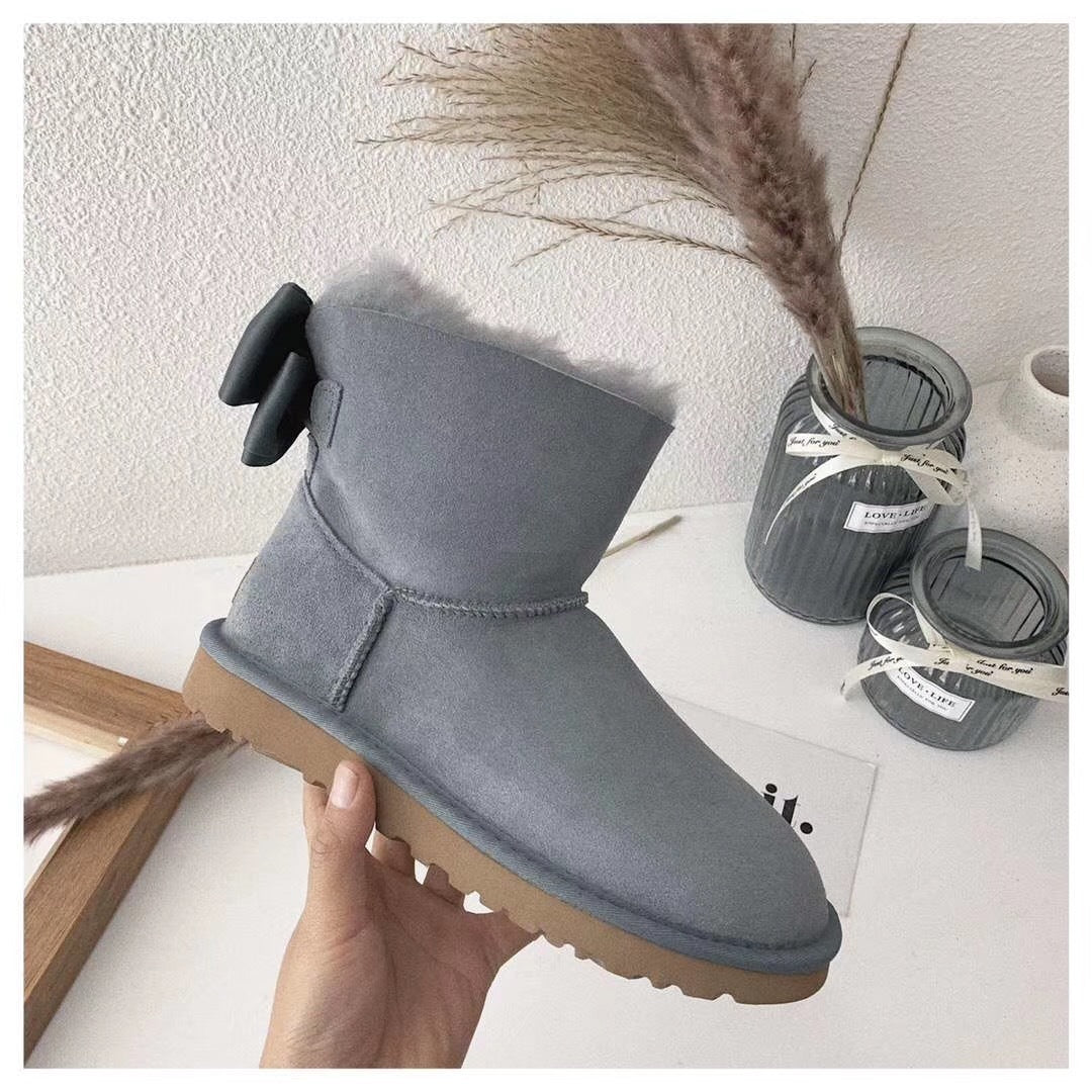 Gray Bow-Detail Ankle Boots | Model 3130
