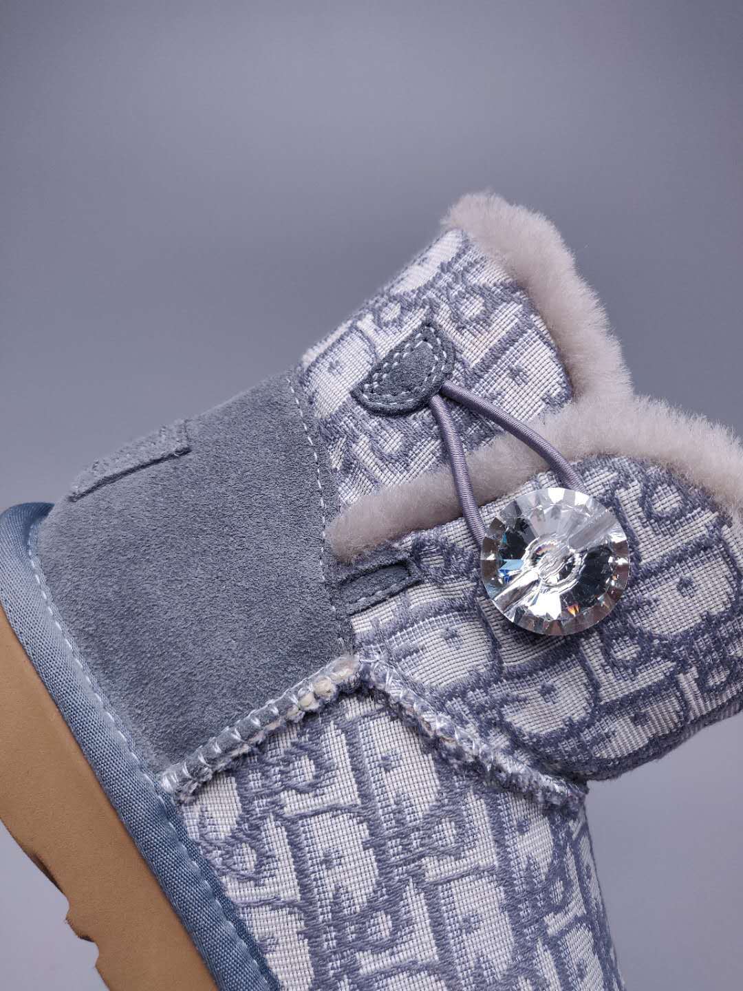 Gray Fabric-Pattern Shoes | Model 6554