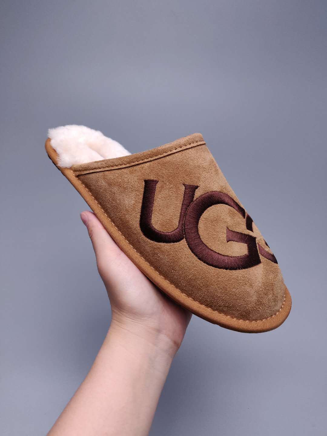 Chestnut G Indoor Slippers | Model 2593
