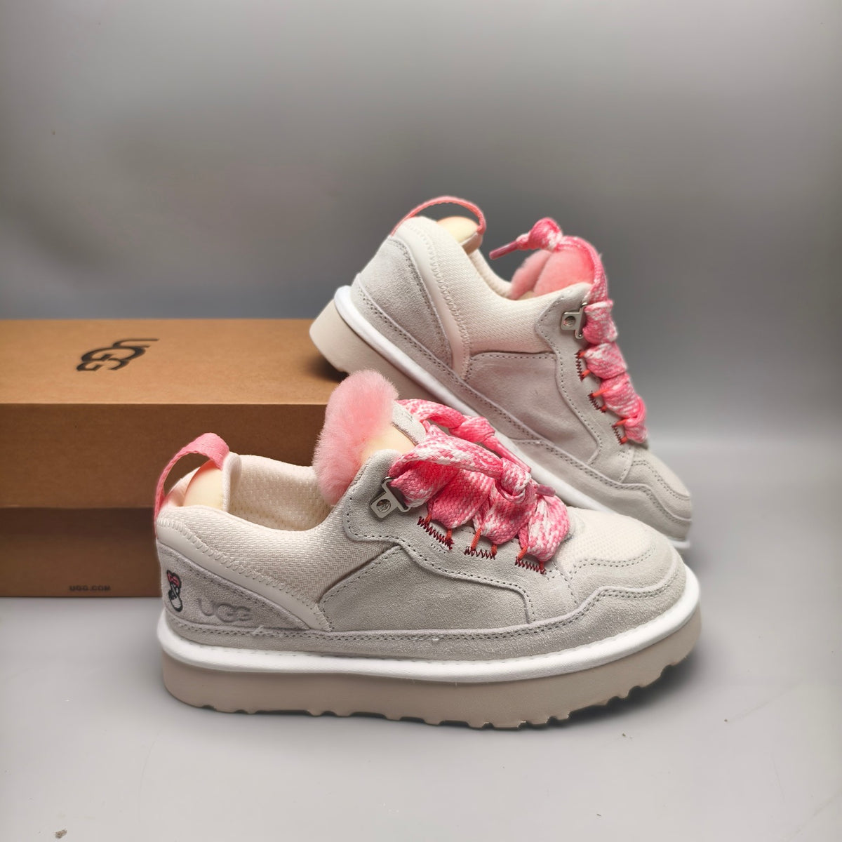 Model 4032 White Mesh Sneakers | Matching Couple Style