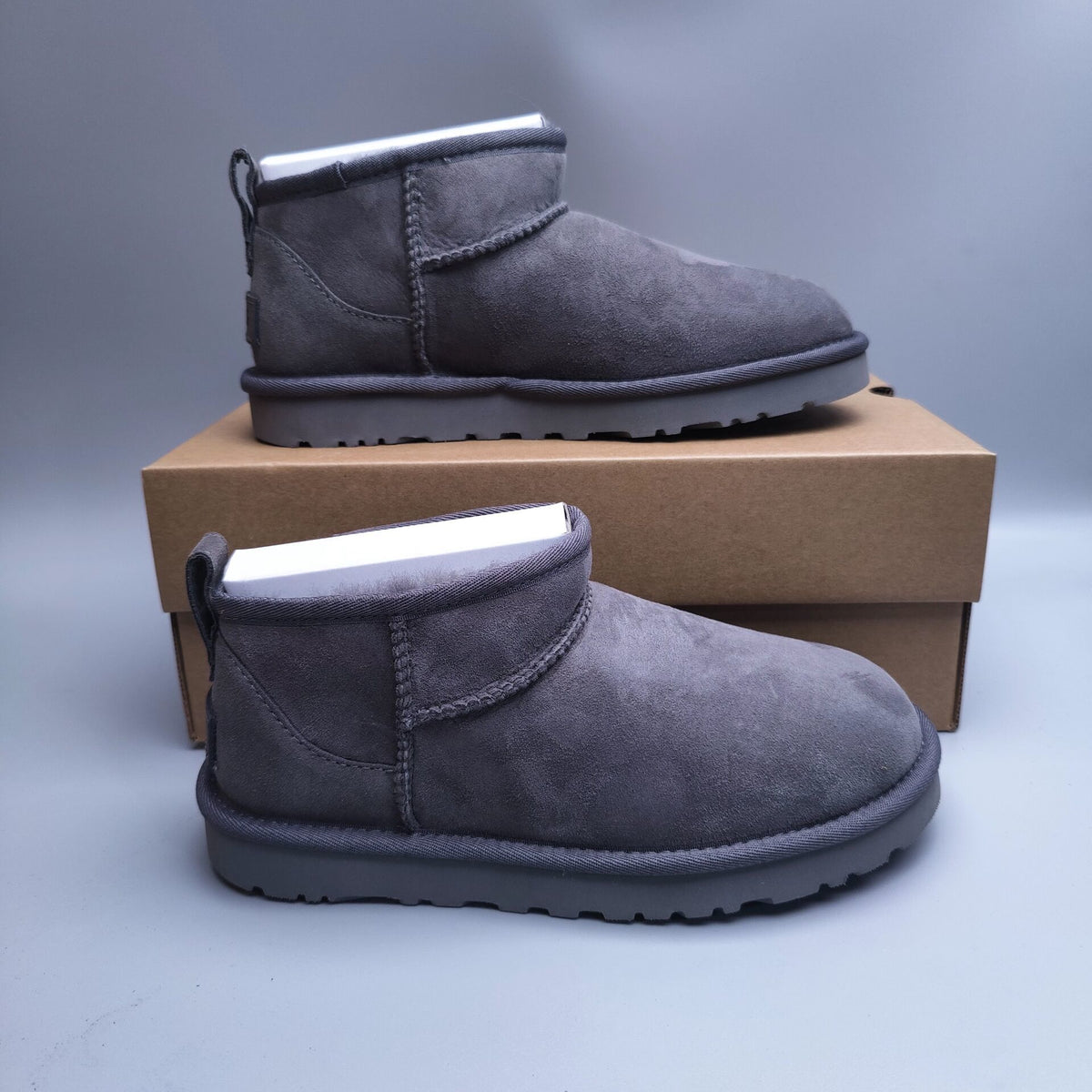 Gray Casual Shoes | Model 6109