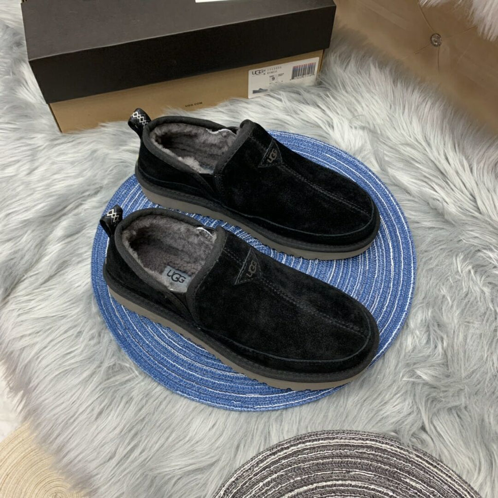 Men's Black Low-Top Slip-On Casual Shoes | Model 3455