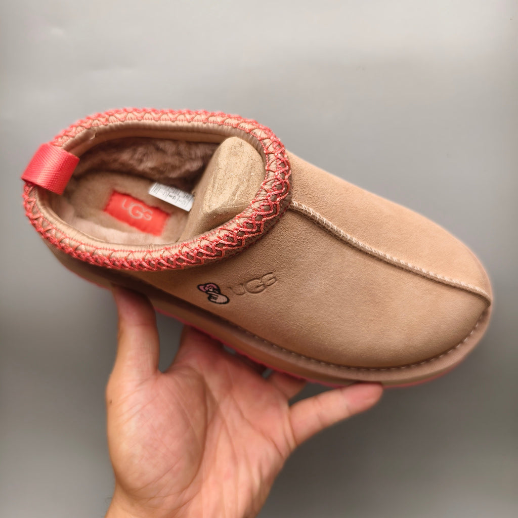 Pink Ethnic-Inspired Platform Casual Shoes | 2553 / 2130