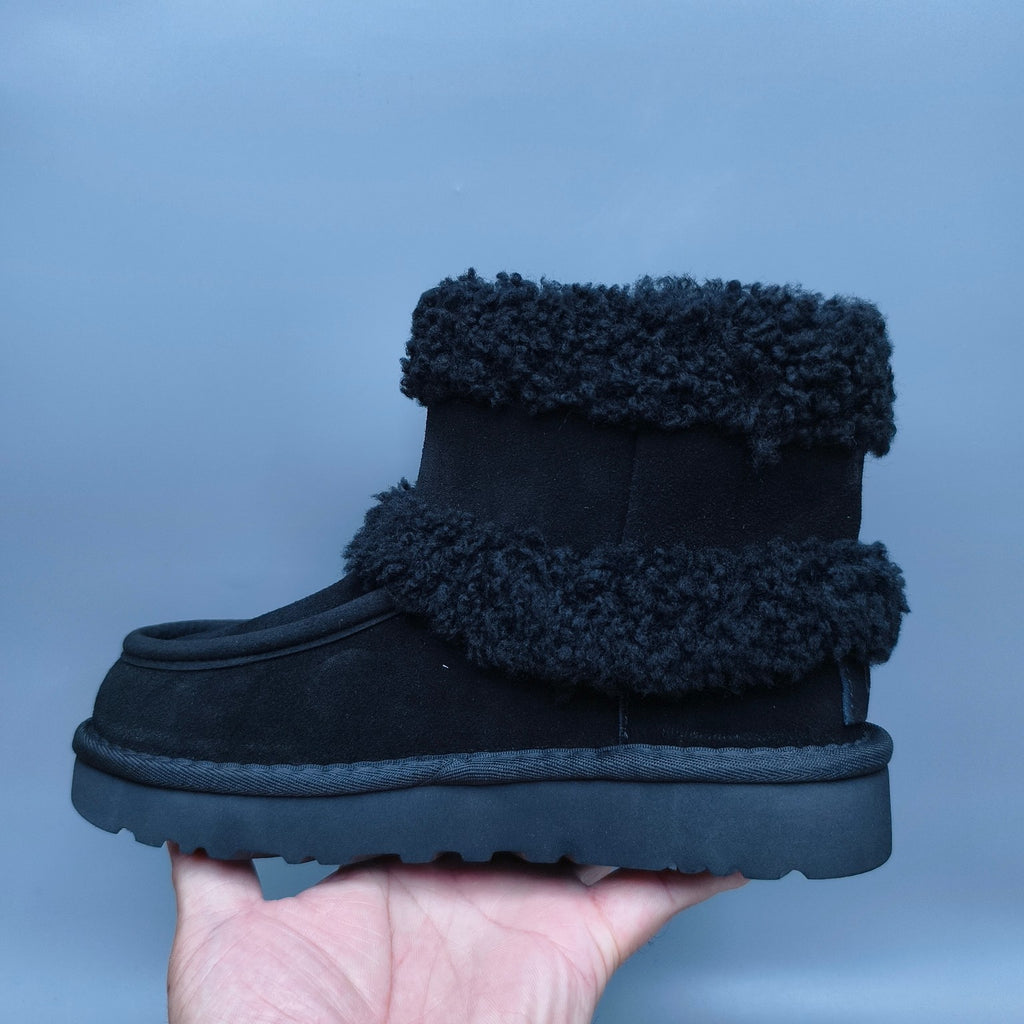 Black Curly-Texture Mid-Height Boots with Oversized Logo | Model 5410
